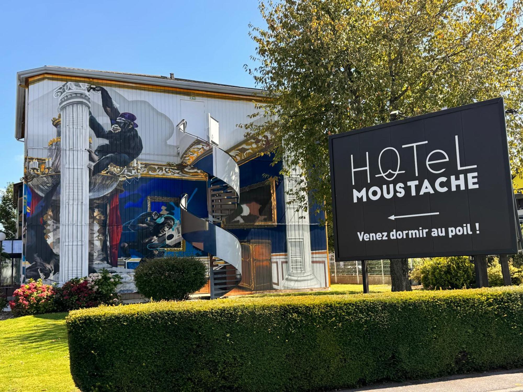 Hotel Moustache Lille - Seclin Exterior foto