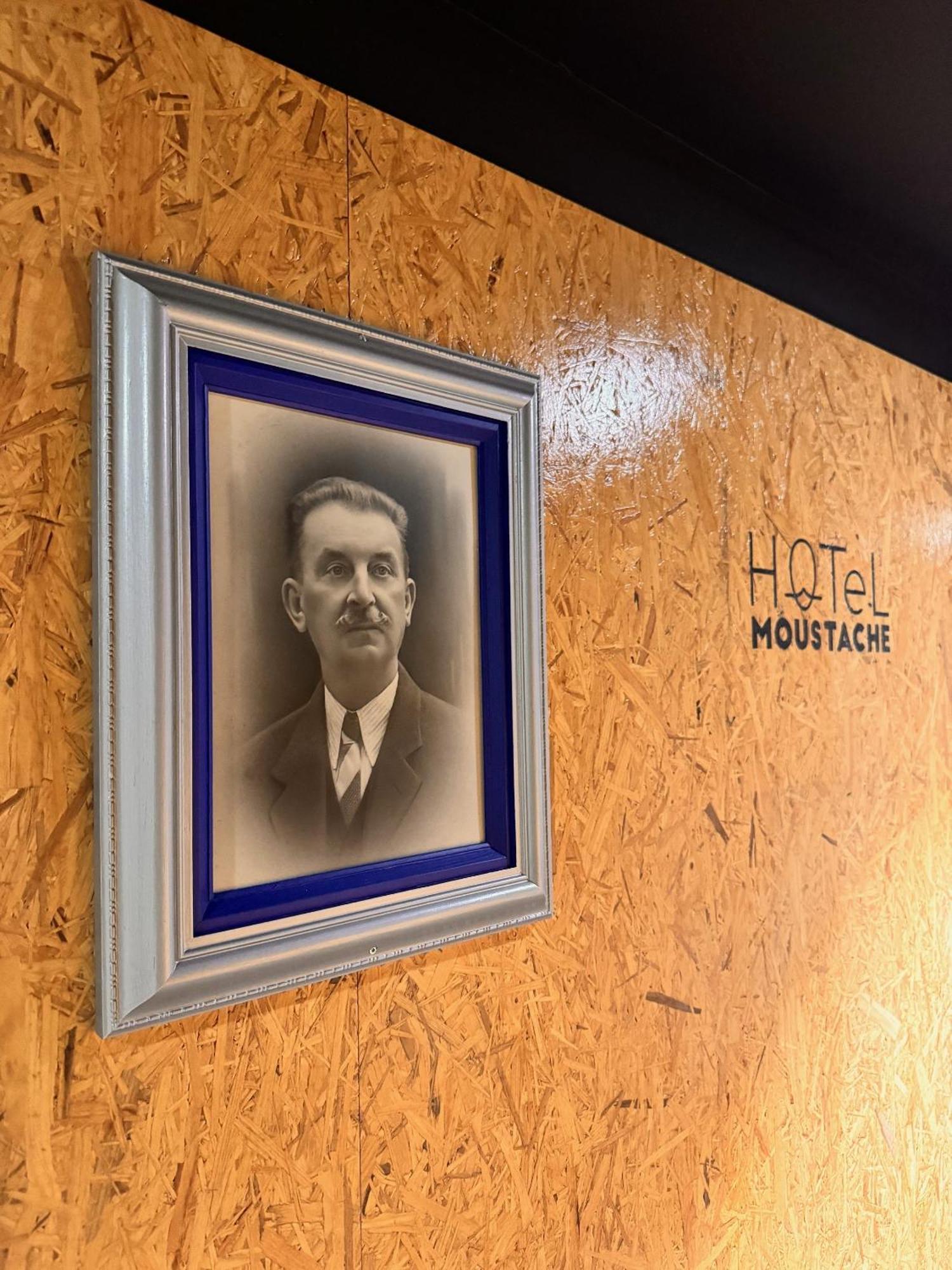 The Originals Access, Hotel Moustache, Seclin Exterior foto