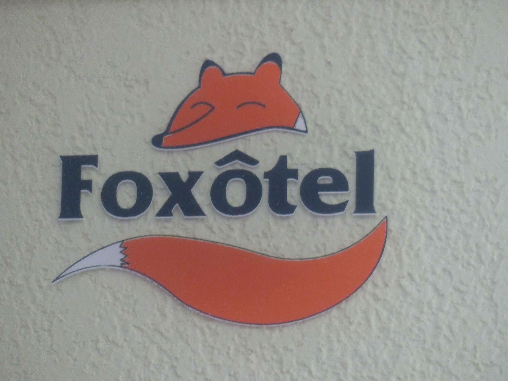 The Originals Access, Hotel Moustache, Seclin Exterior foto